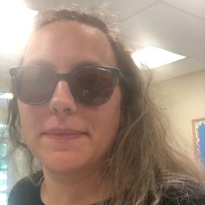 Meet your Posher, Lidia